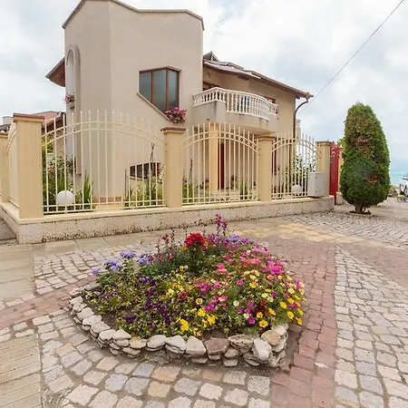 House Kalina Holiday home *