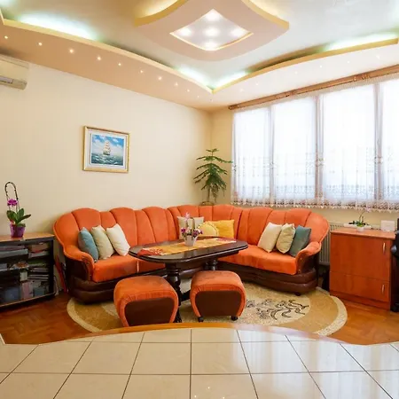 House Kalina Case de vacanță